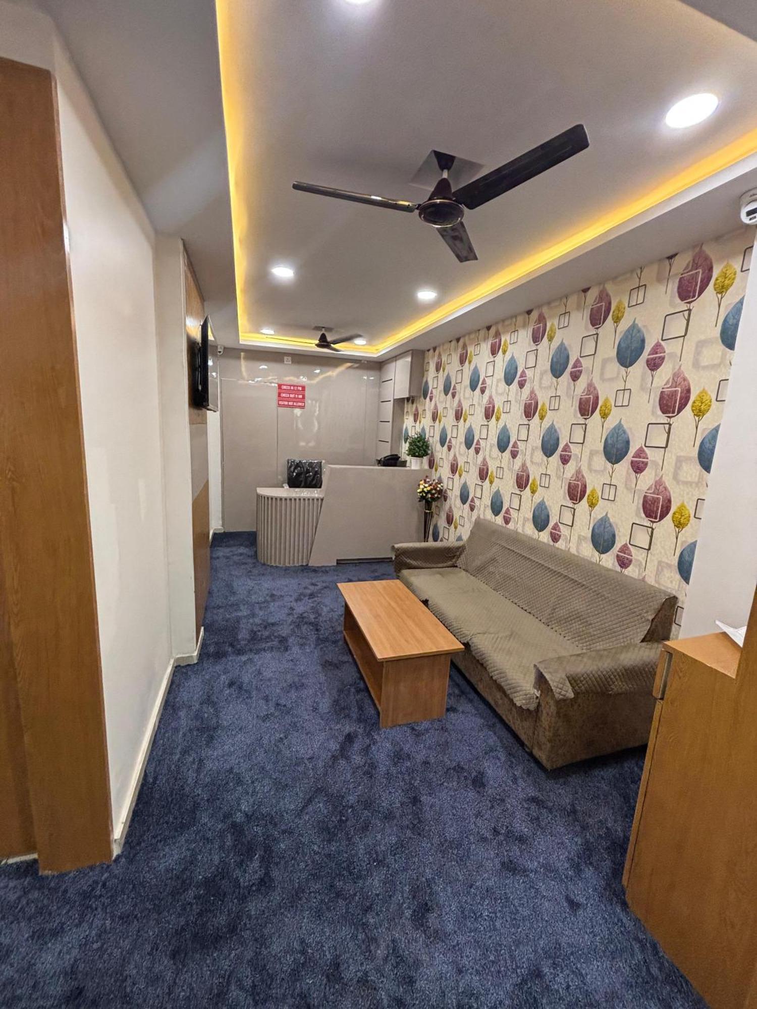Hotel Mountain Bharuch Kültér fotó